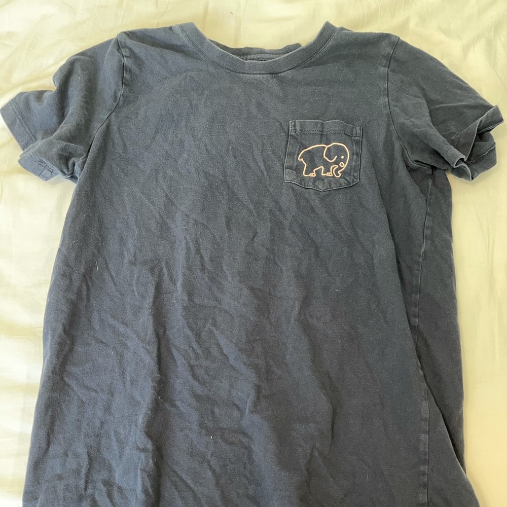 Graphic tee